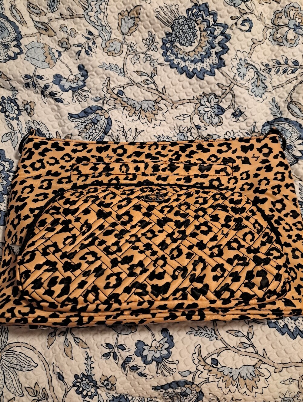 Lug Samba Spotted Leopard Print Quilted Crossbody Bag - Black & Tan